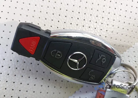 2015 Mercedes-Benz Glk 350 4Matic from USA, damaged, VIN WDCGG8JB0FG380251